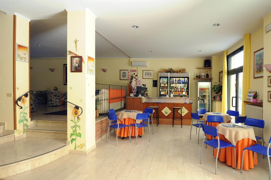 Marina Hotel 3*