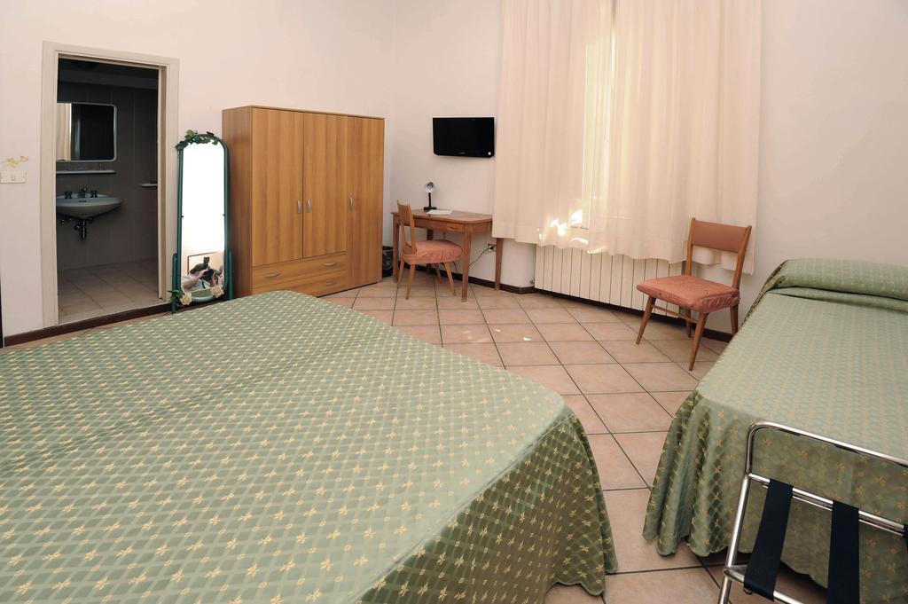 Hotel Marina